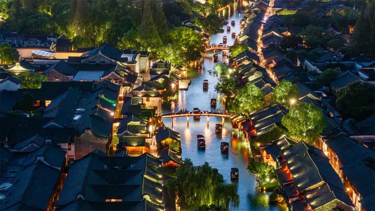 文旅结构性变革加速，2025哪些项目将被被淘汰？哪些又将重生？g