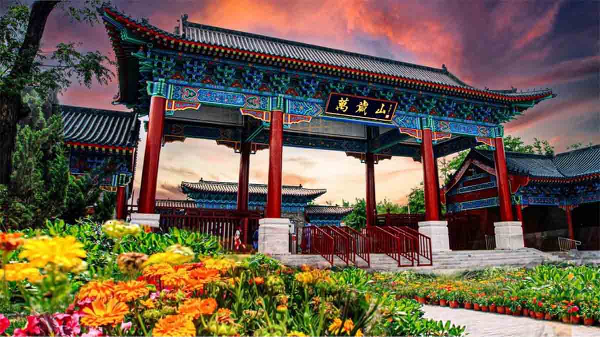 不止王婆说媒,万岁山的长红逻辑与文旅产业的本质回归8 不止王婆说媒,万岁山的长红逻辑与文旅产业的本质回归8