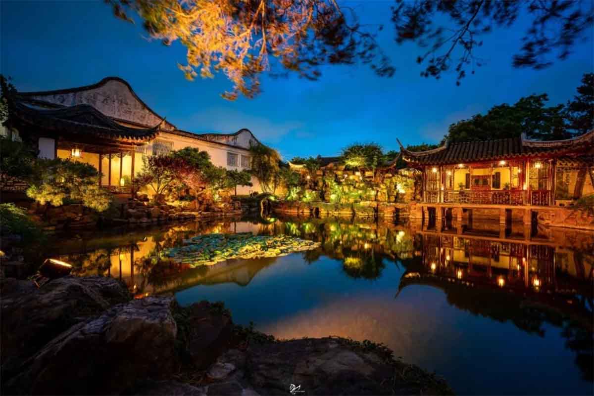 国庆中秋旅游人数创新高，人均消费却连年降7