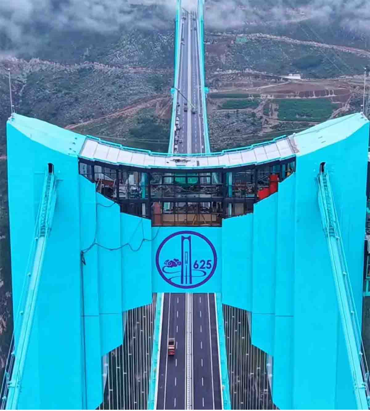 云端跨界：花江峡谷大桥的桥旅融合6