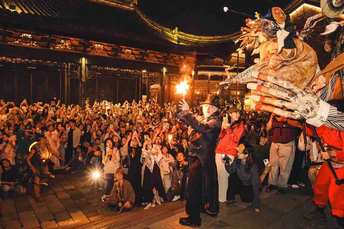 重资产文旅：人造古镇倒闭潮下的破局之道14