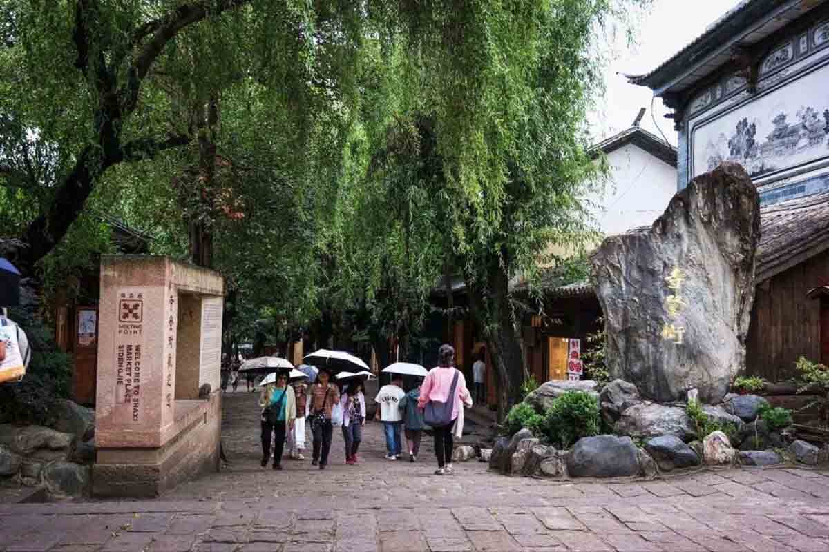 文旅项目规划的“变与不变”:破局时代命题,坚守长期价值12 文旅项目规划的“变与不变”:破局时代命题,坚守长期价值12